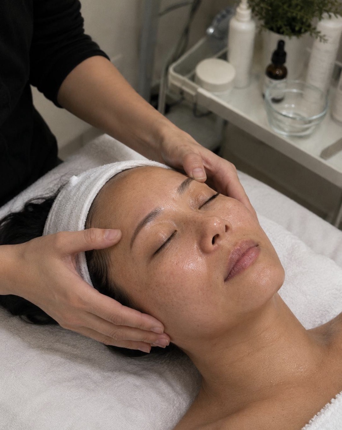 Korean Glass Lift Facial treatment